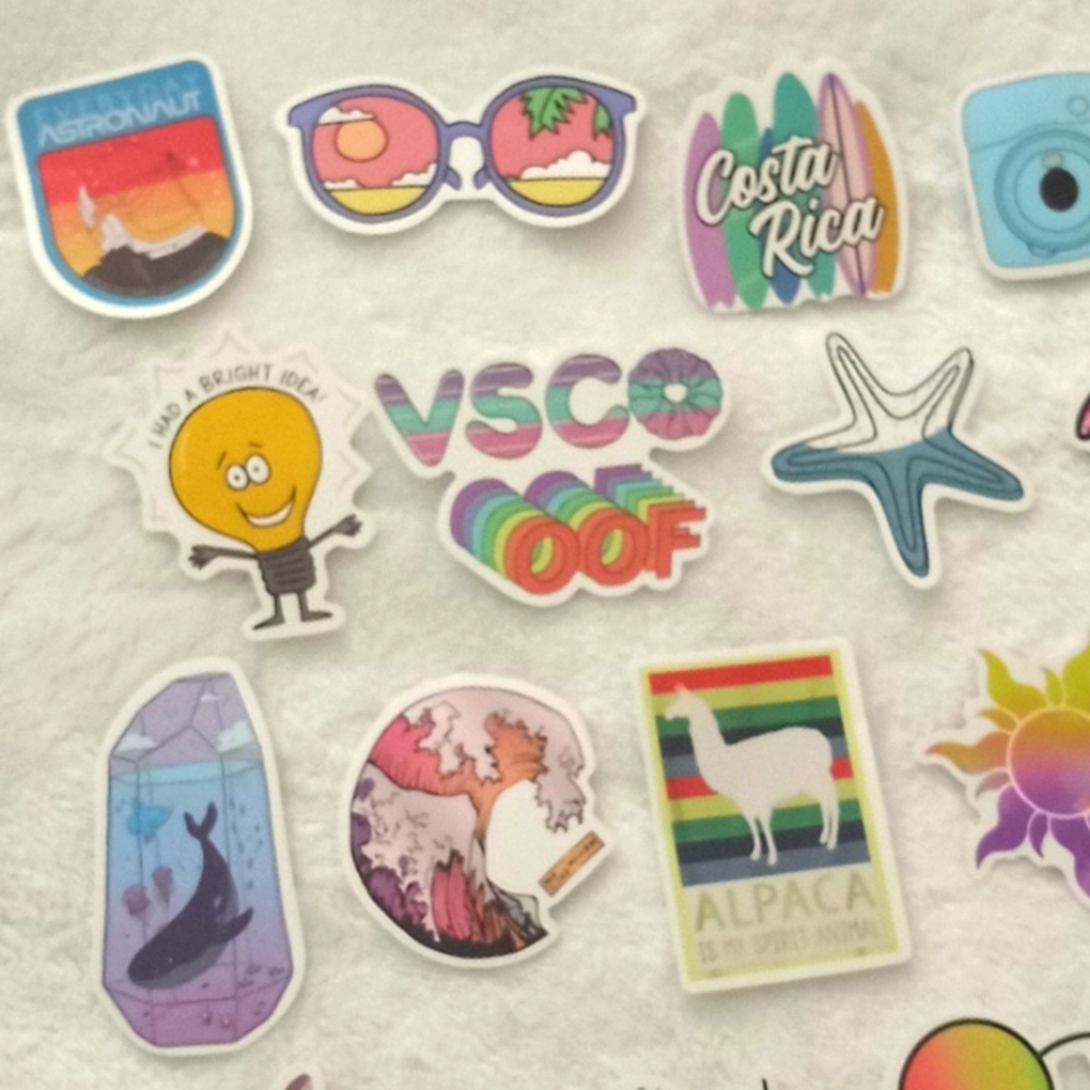 Lots of stickers - Picture 3 of 7